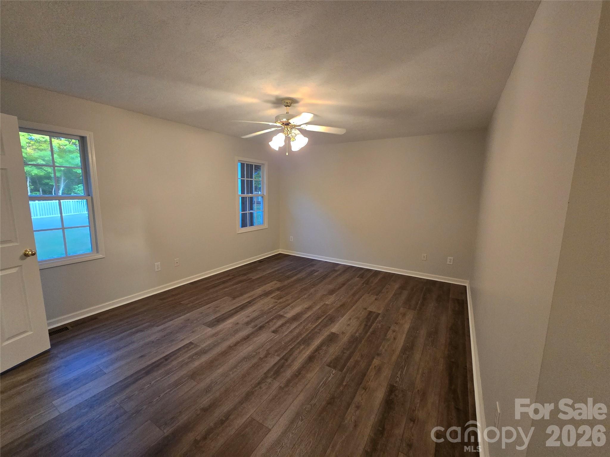 Laural Springs - Residential