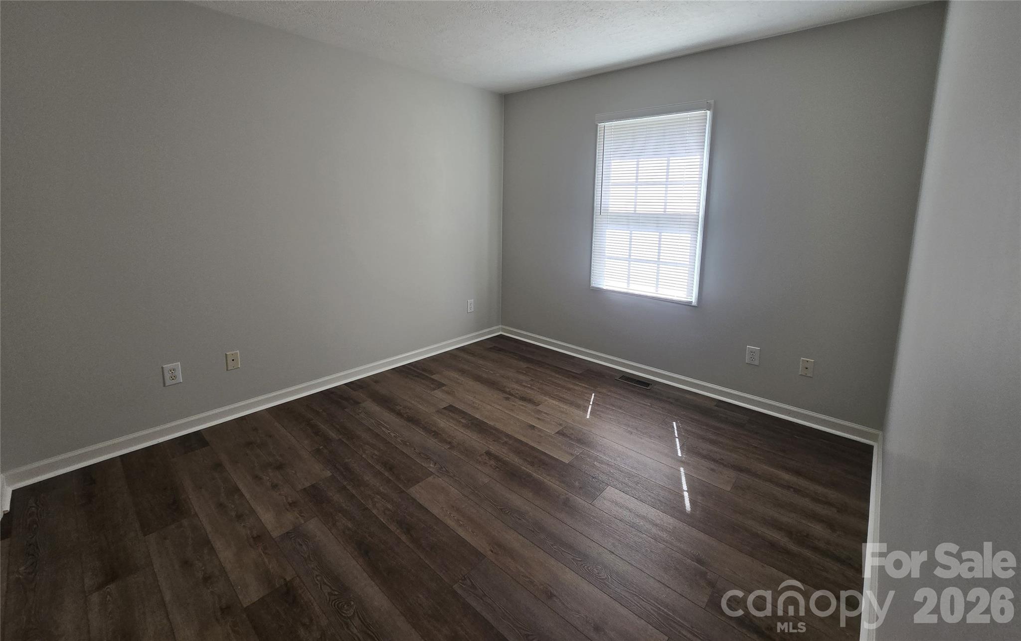 Laural Springs - Residential