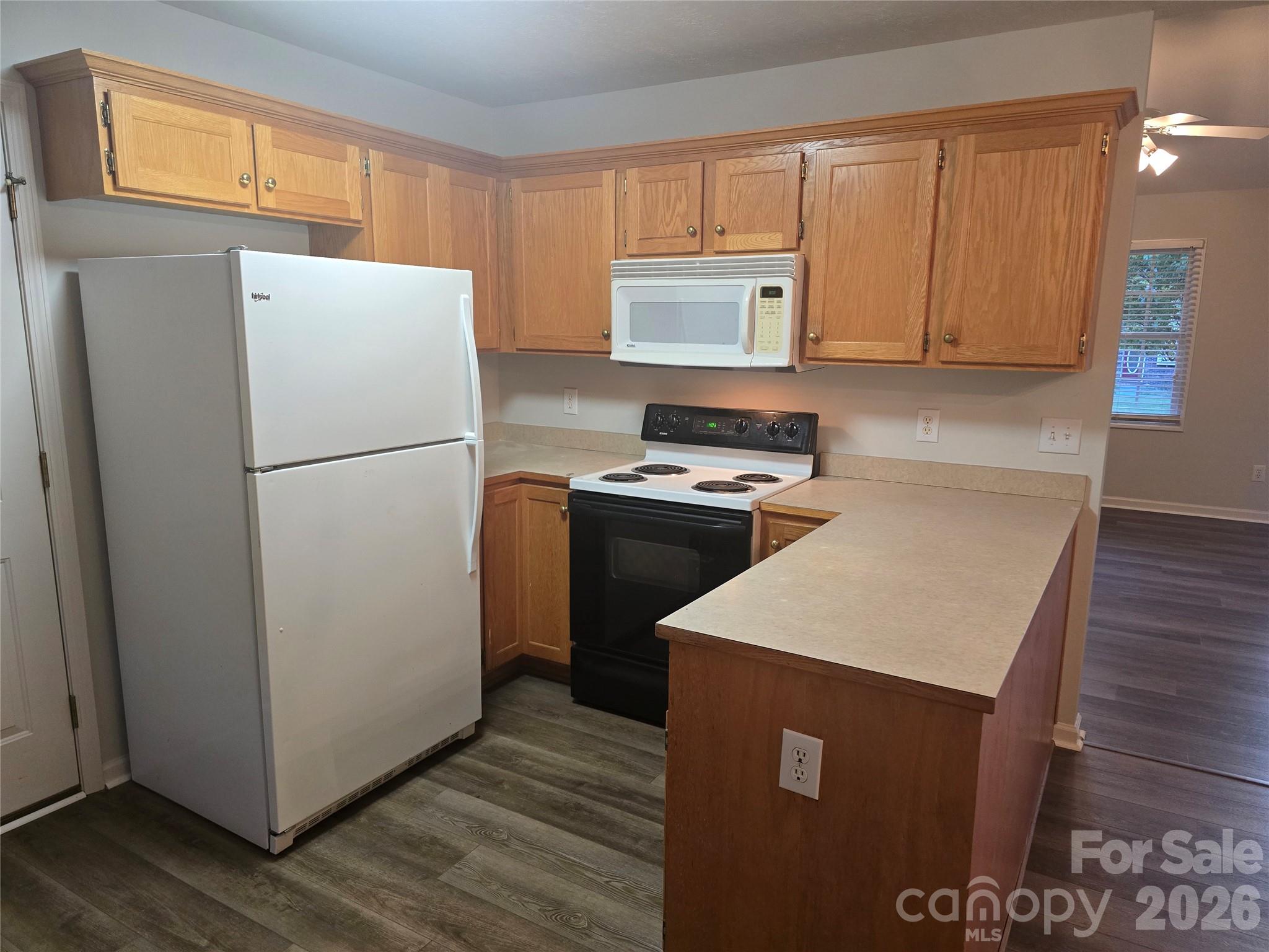 Laural Springs - Residential