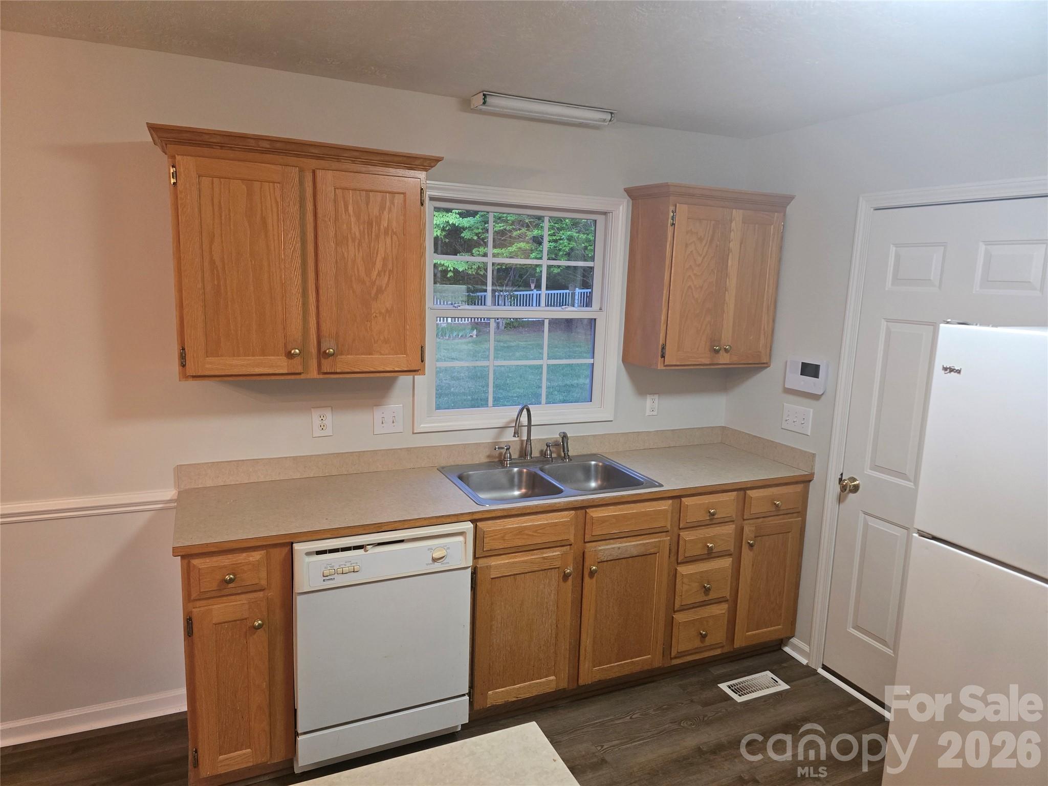 Laural Springs - Residential