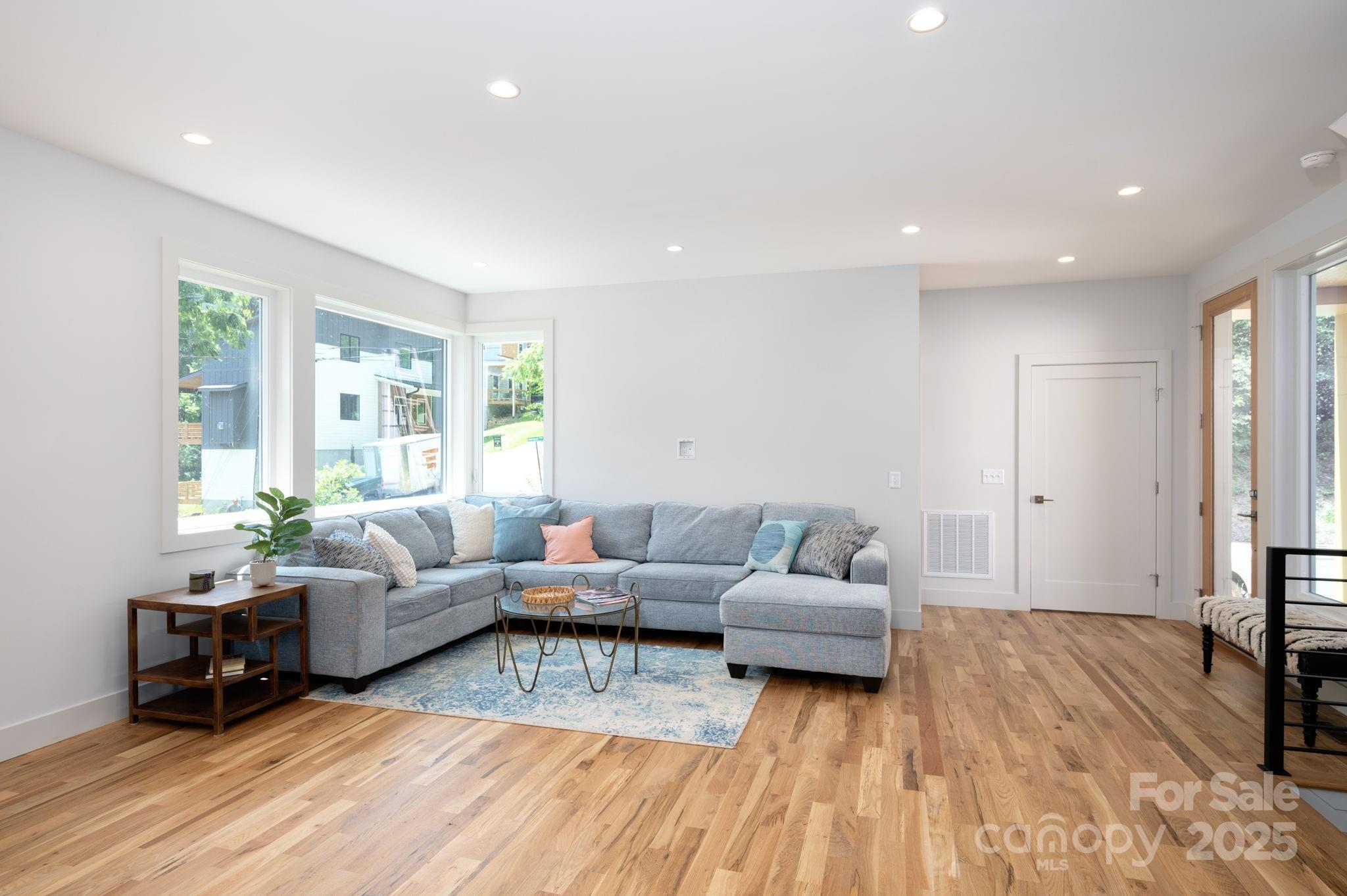 5 Orrinel Way