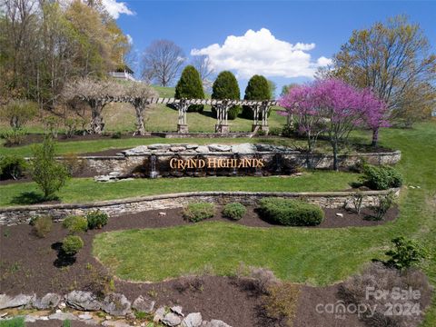 A home in Hendersonville