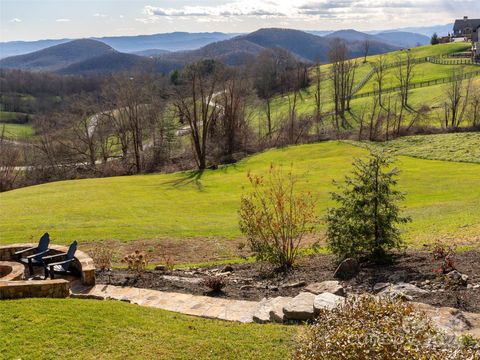 A home in Hendersonville