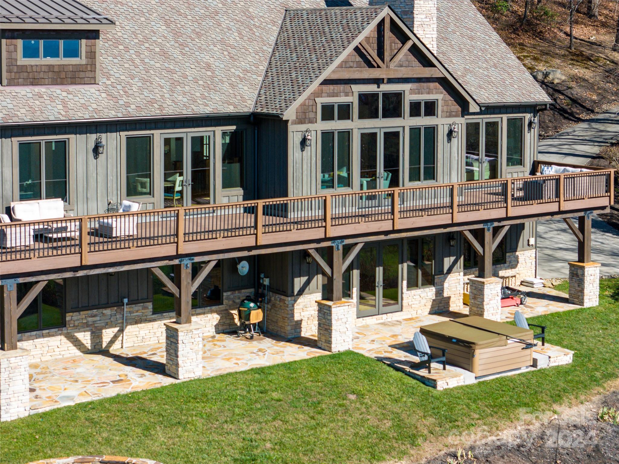 Grand Highlands at Bearwallow - Residential