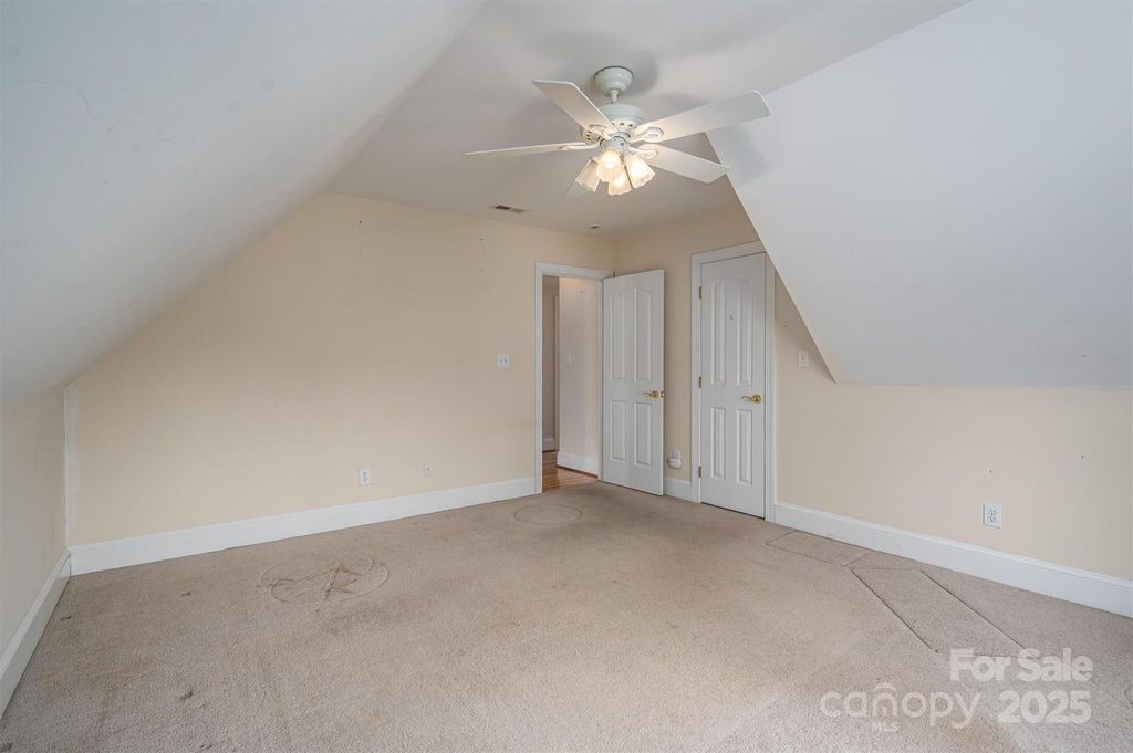 listing image 30