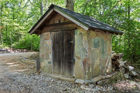 A home in Spruce Pine