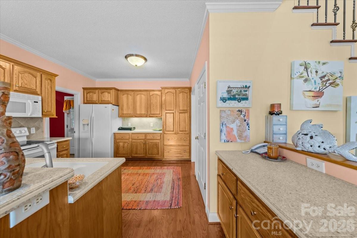 Lake Shore Estates - Residential