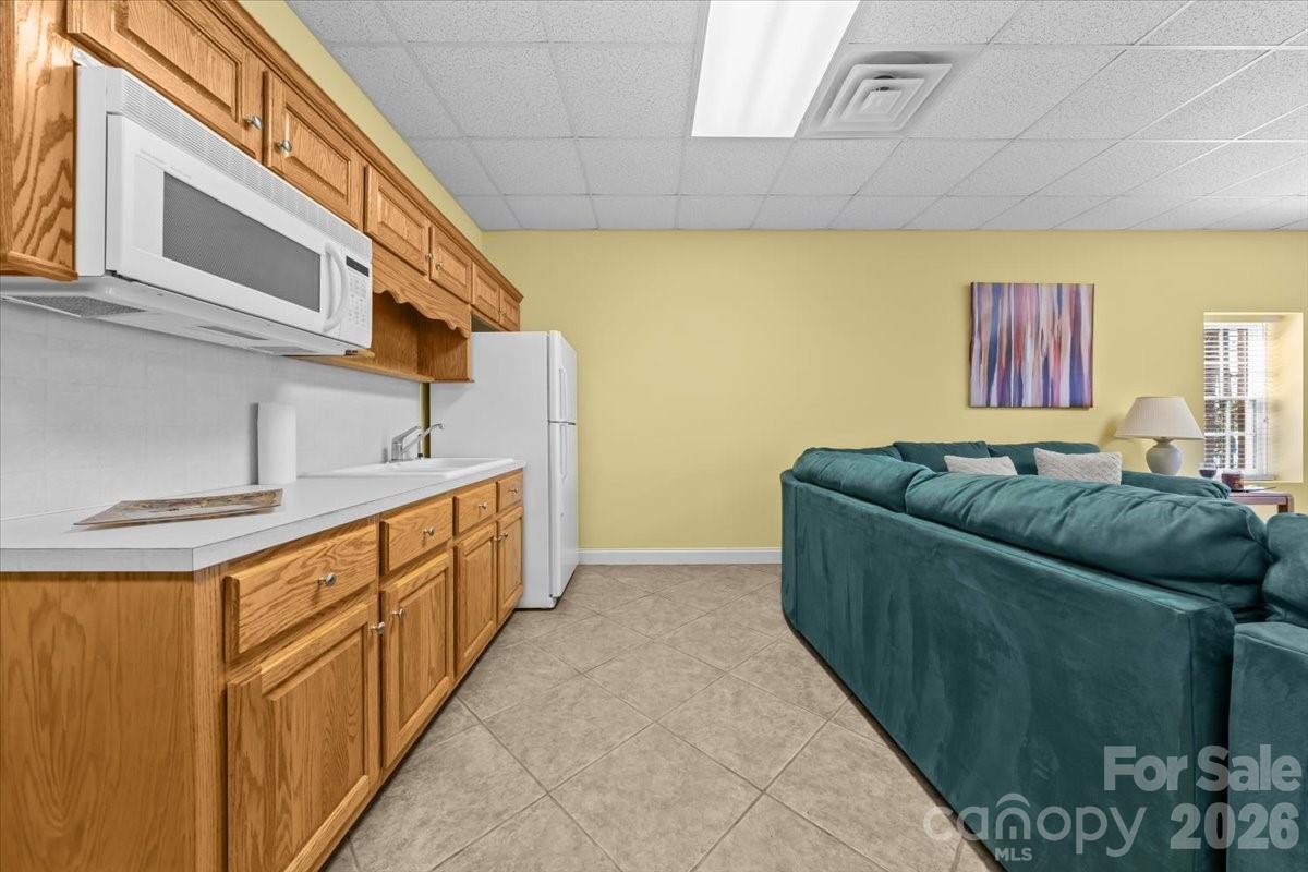 Lake Shore Estates - Residential