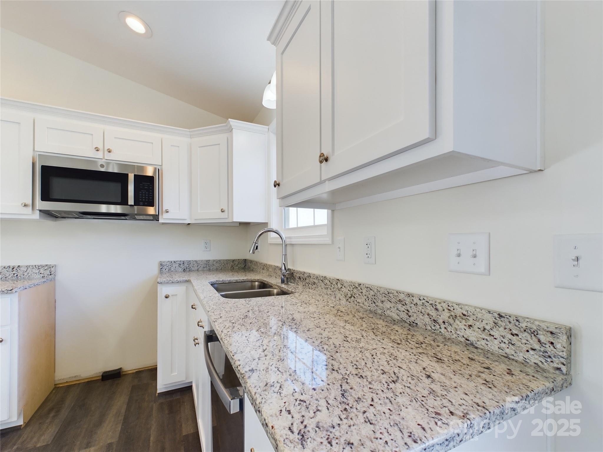 Plaza Ridge - Residential