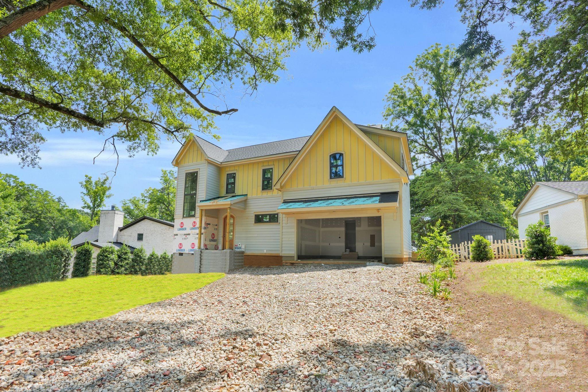 4918 Buckingham Drive