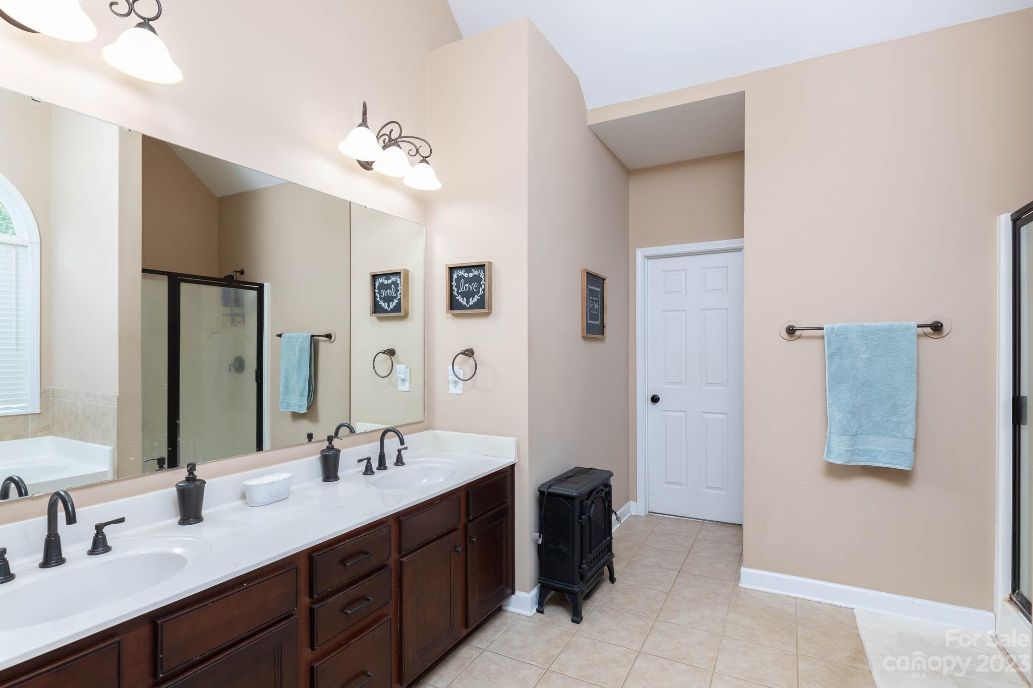 Richards Landing - Residential