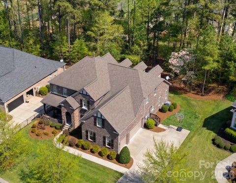 Photo of 13017 Avila Court, Charlotte, NC 28278 (MLS # 4358276)