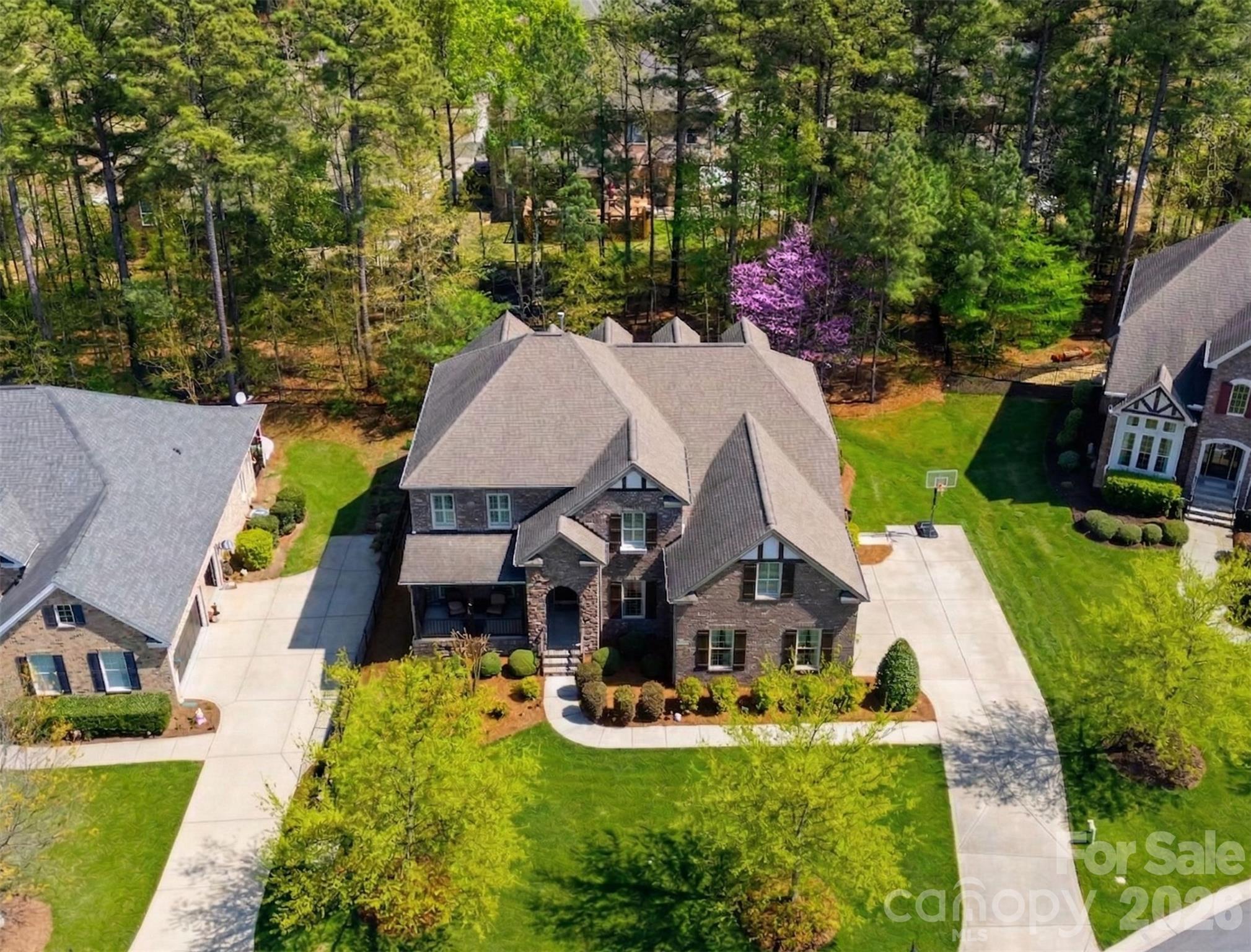 The Palisades - Residential