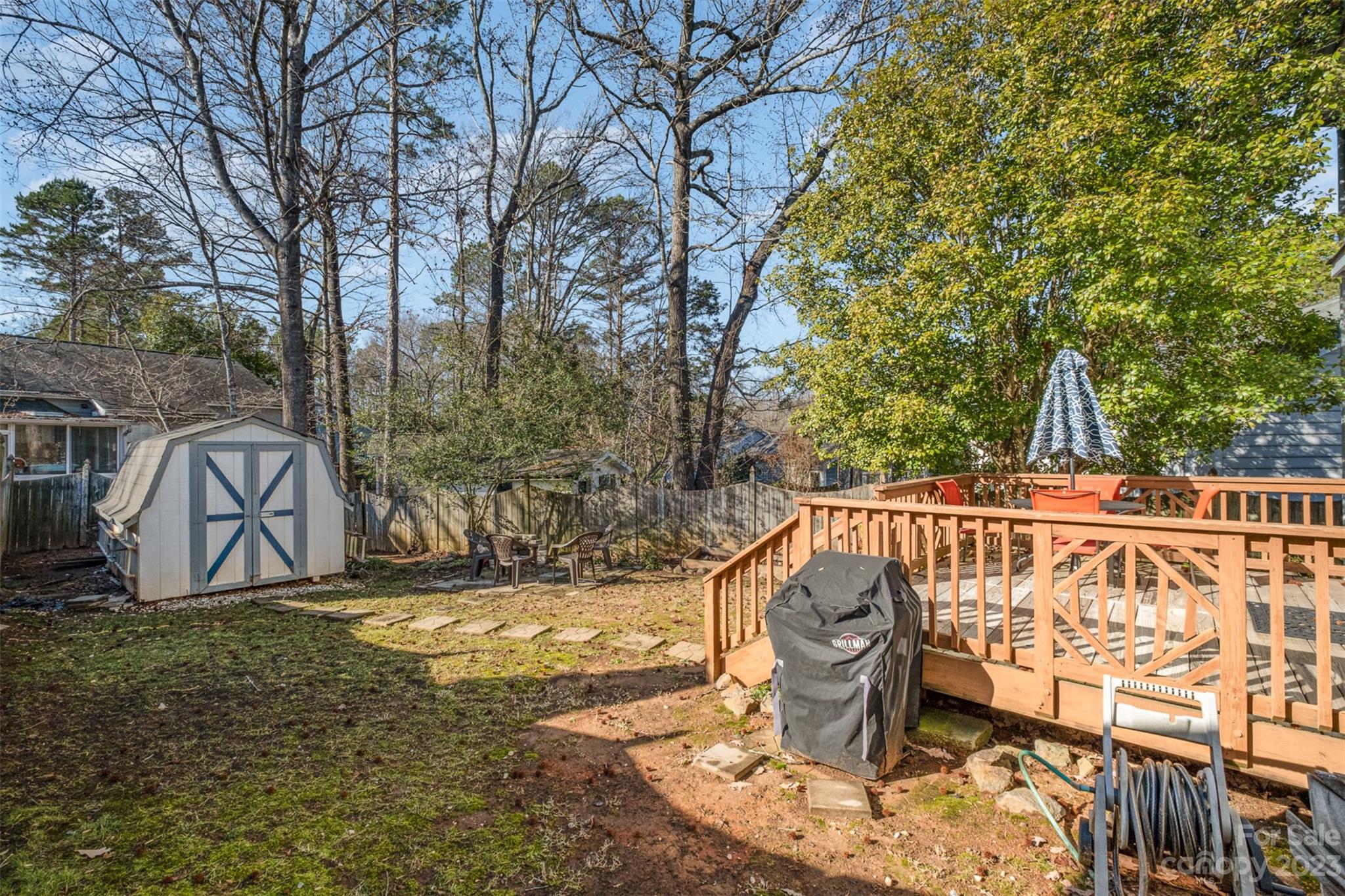 Woodside Falls - Residential