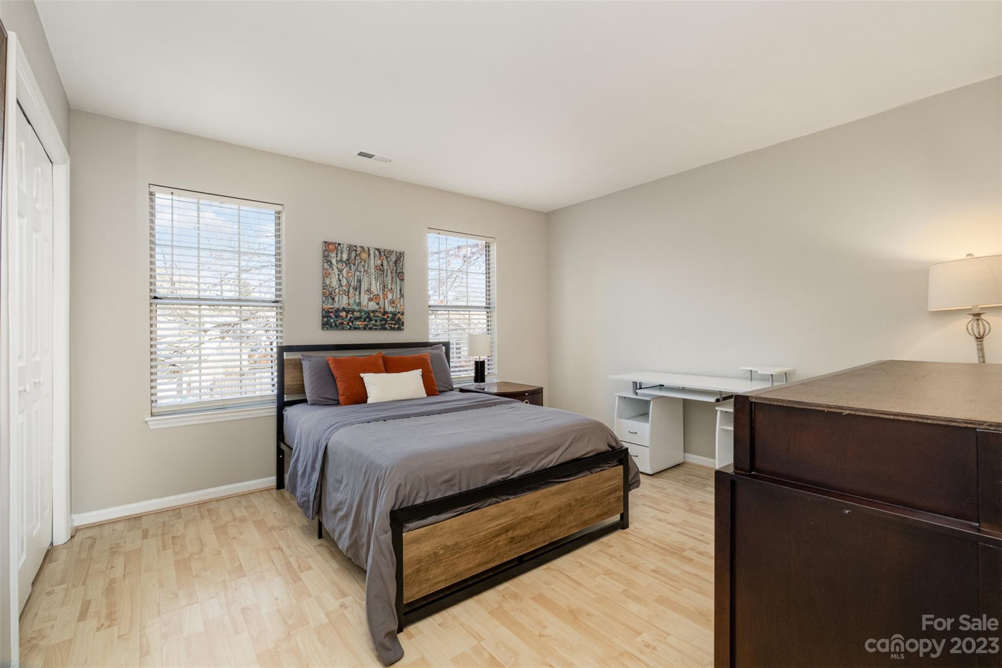 Woodside Falls - Residential