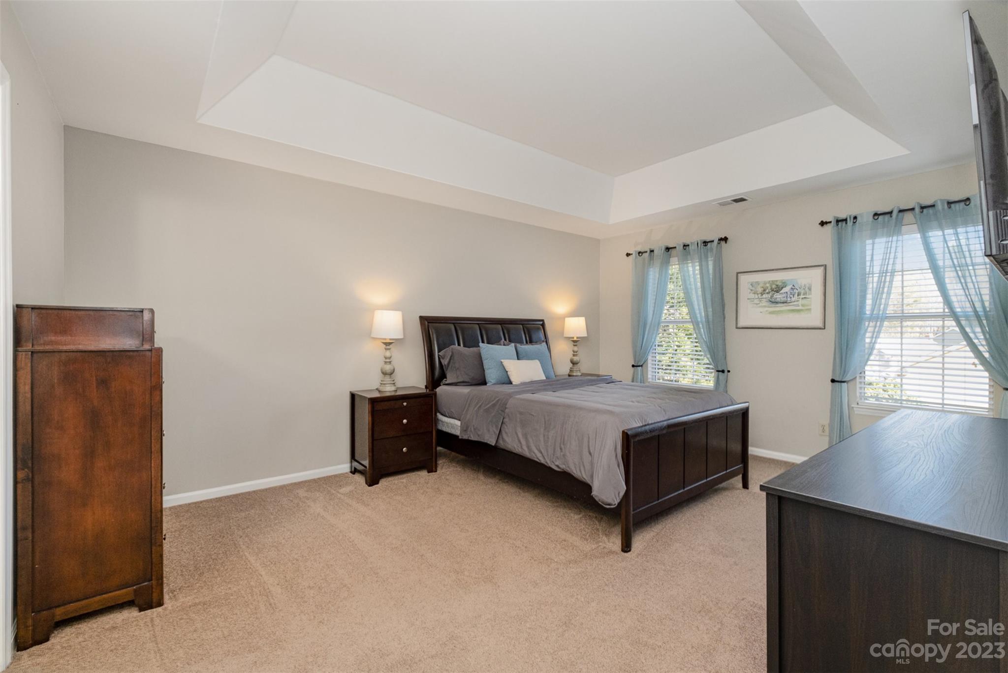 Woodside Falls - Residential