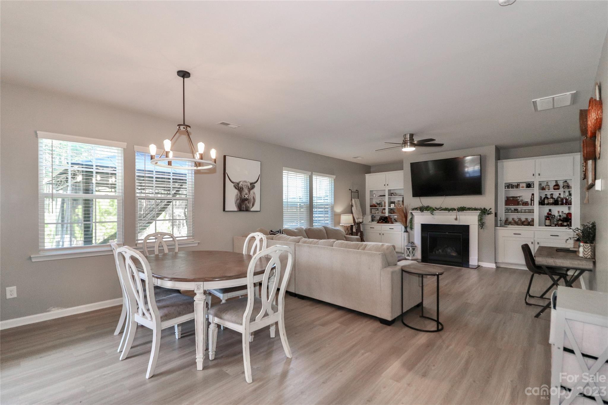 Falls Cove at Lake Norman - Residential