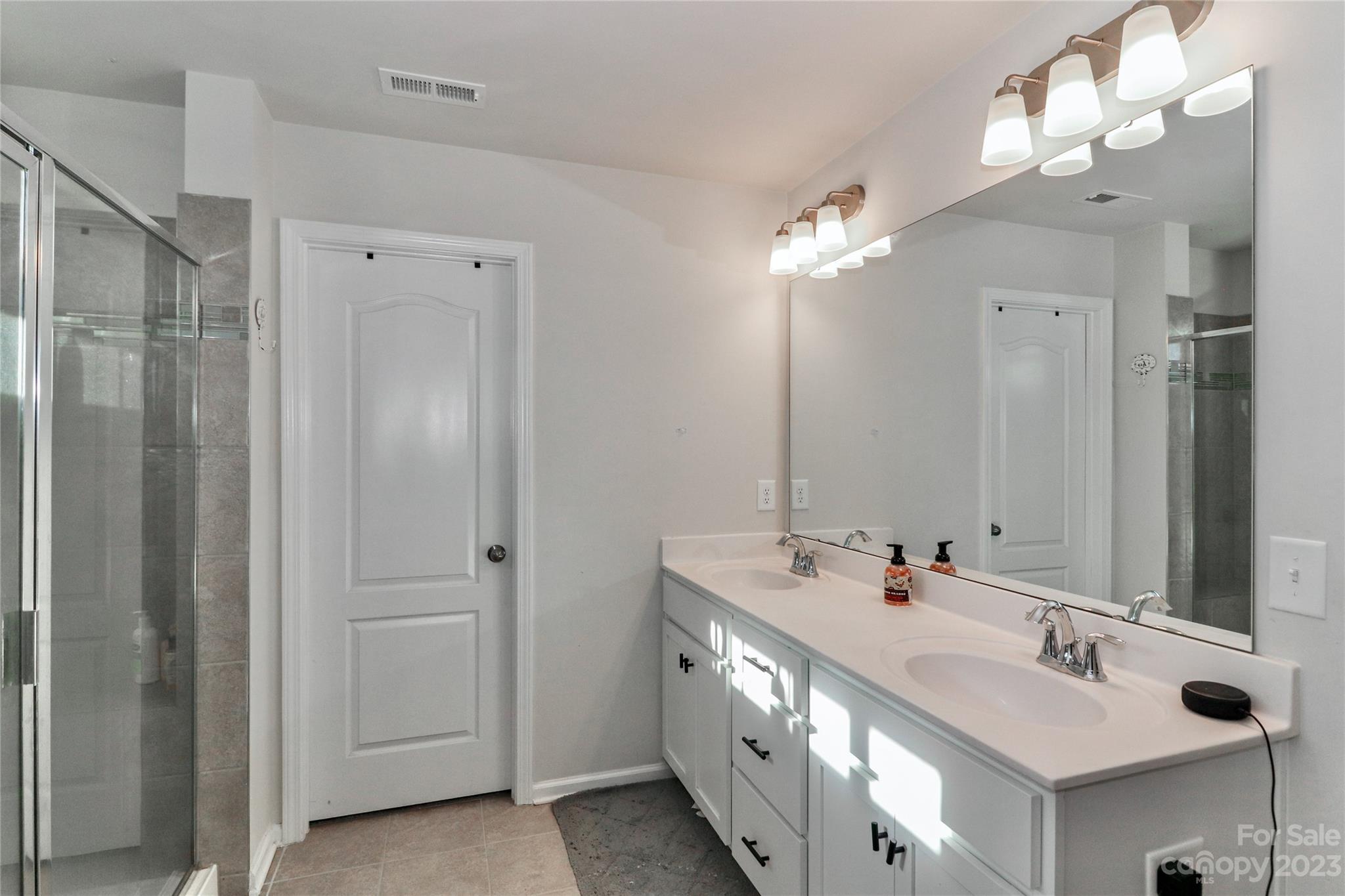 Falls Cove at Lake Norman - Residential