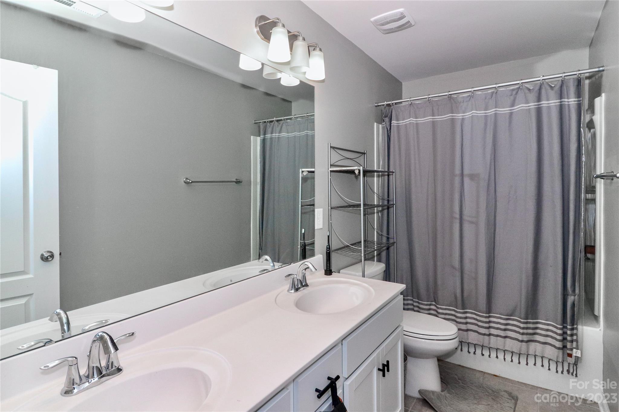 Falls Cove at Lake Norman - Residential