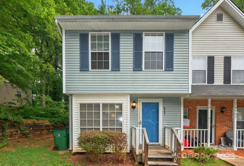 6401 Windsor Gate Lane Charlotte NC 28215