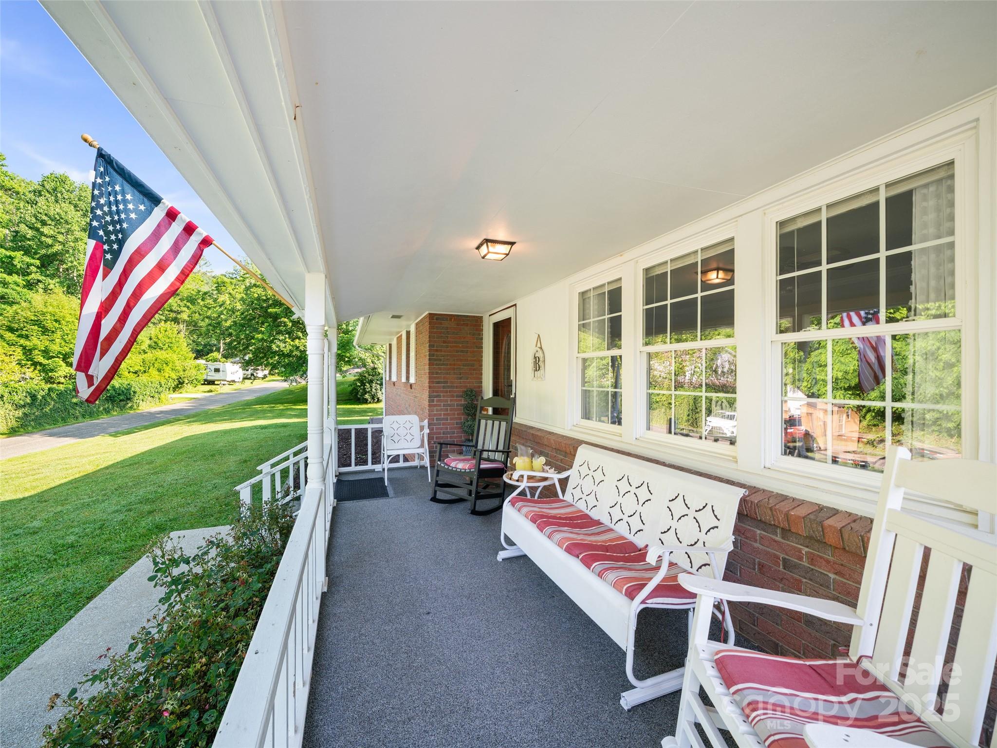 96 W Mountain Road