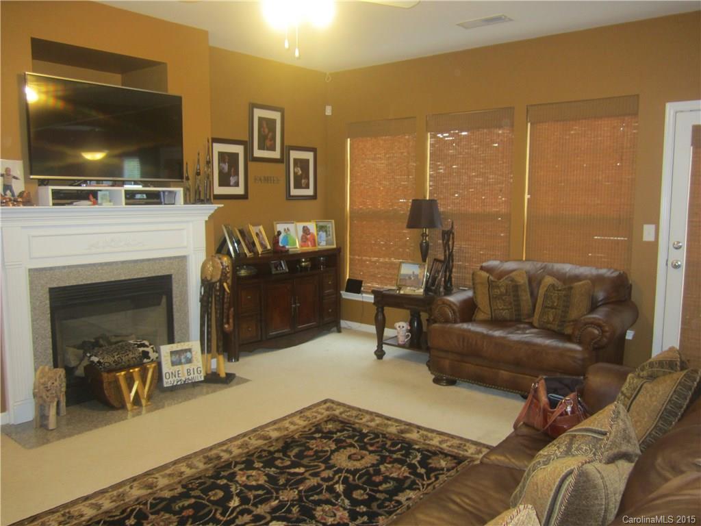 Ridge Pointe - Residential