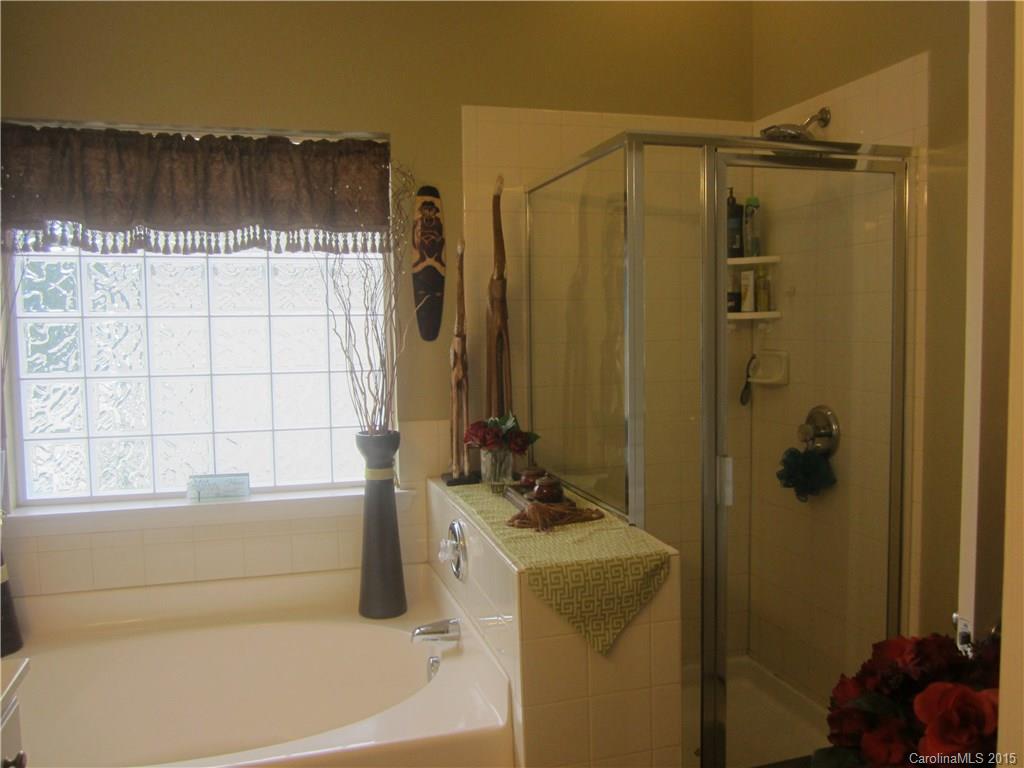 Ridge Pointe - Residential