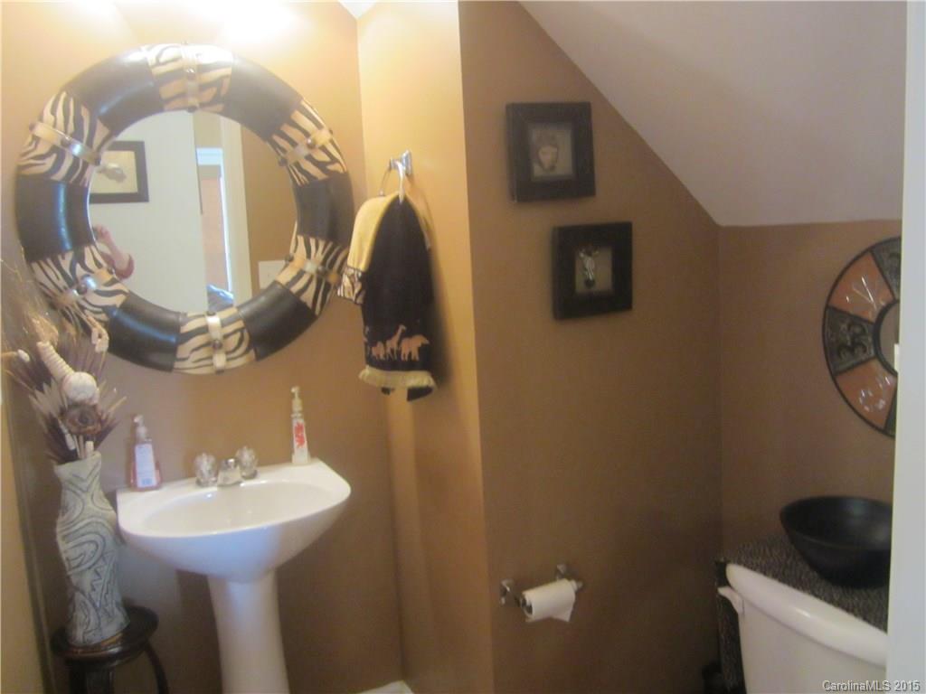 Ridge Pointe - Residential