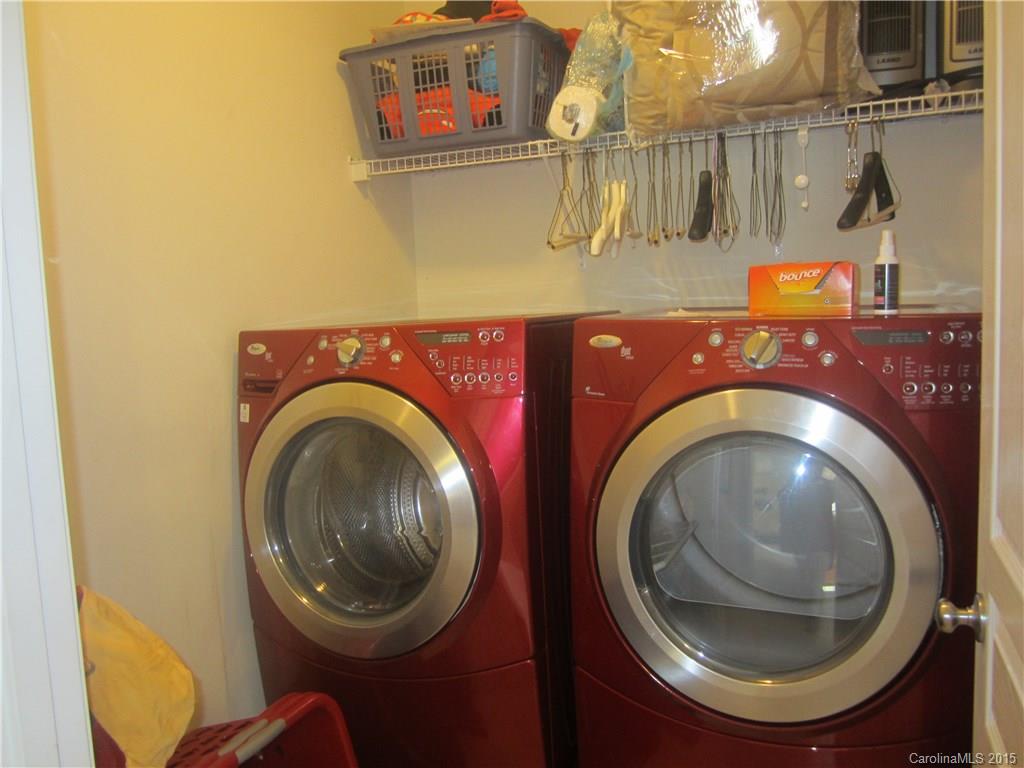 Ridge Pointe - Residential