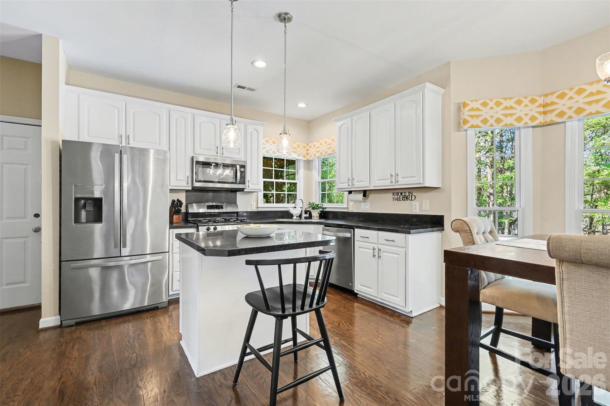 Thornblade - Residential