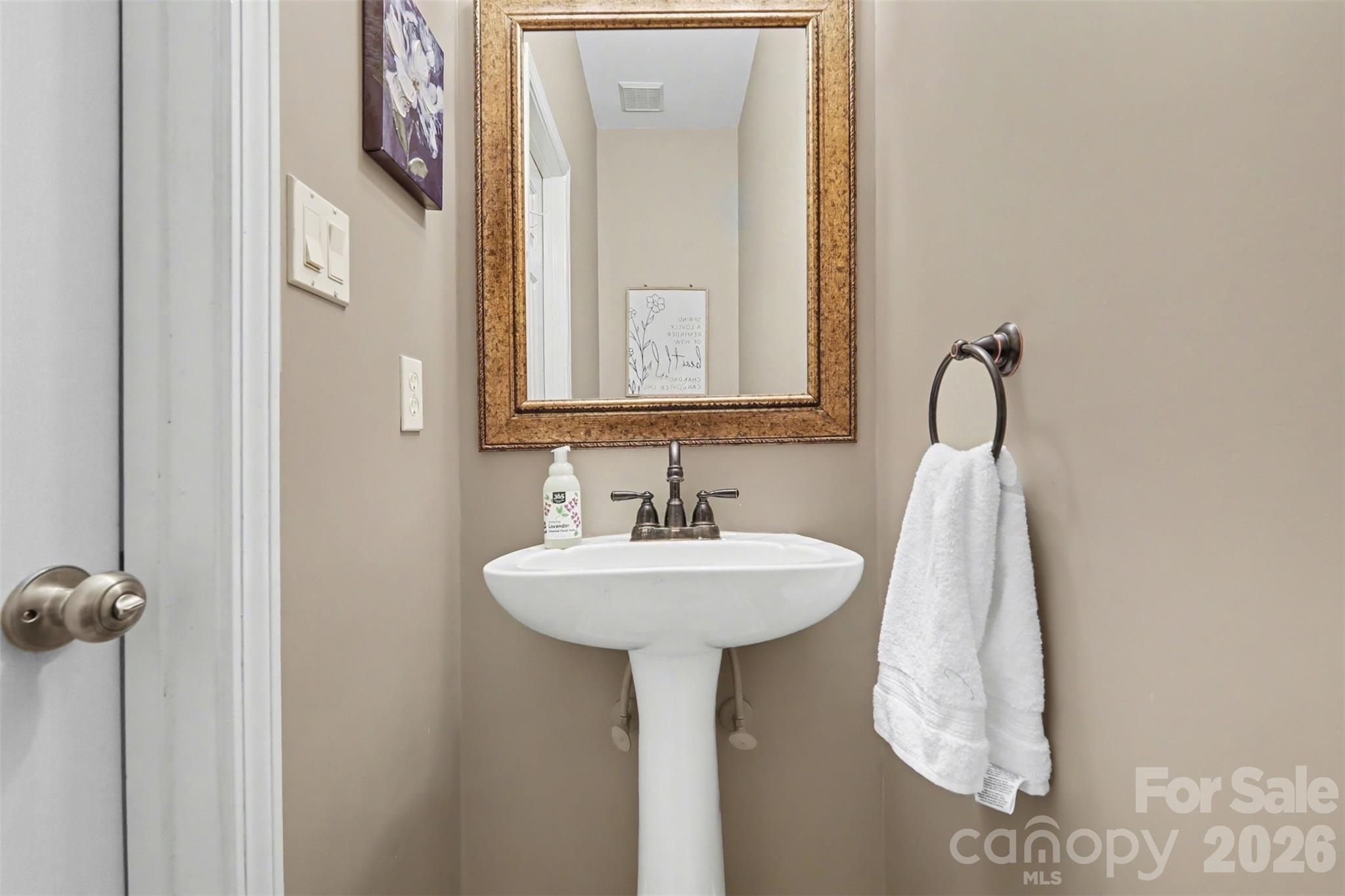 Thornblade - Residential