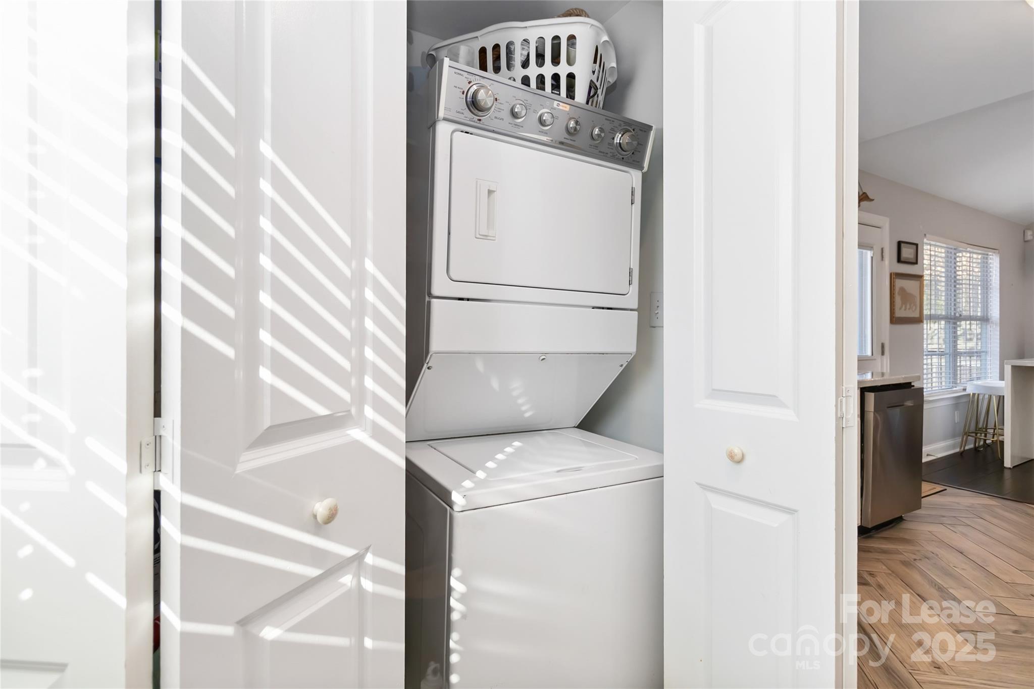 Crestwood - Residential Lease