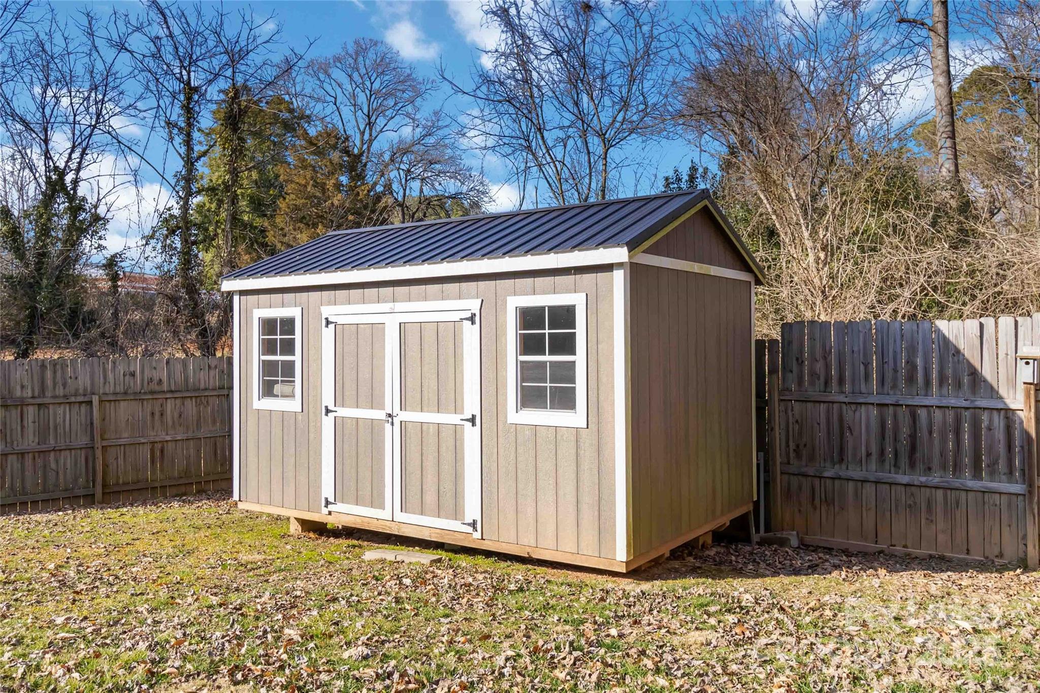 Crestwood - Residential Lease