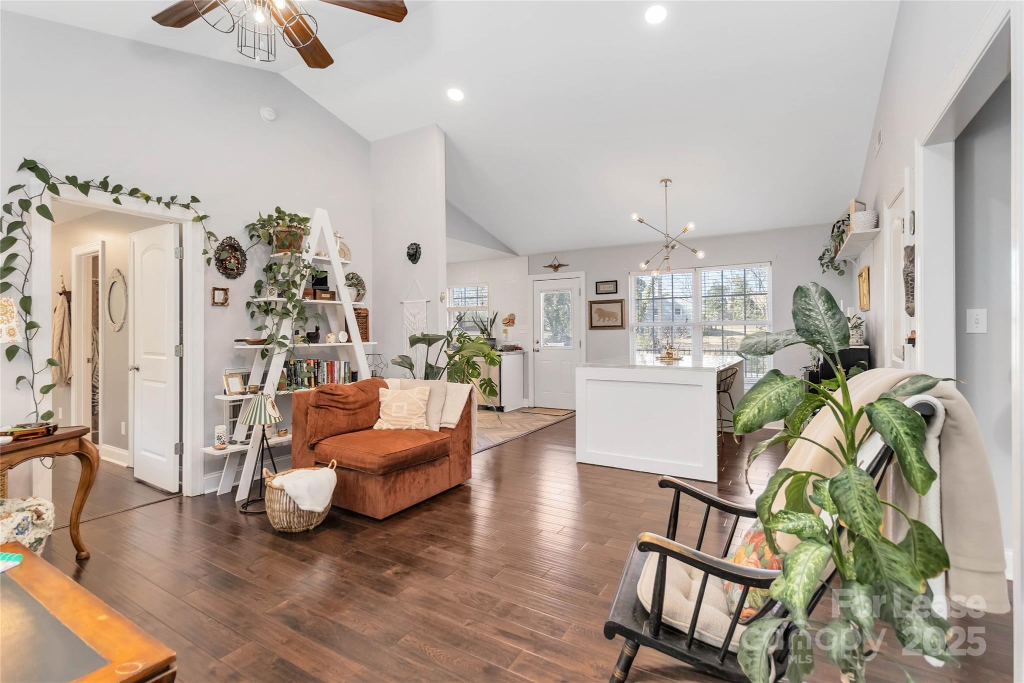 Crestwood - Residential Lease