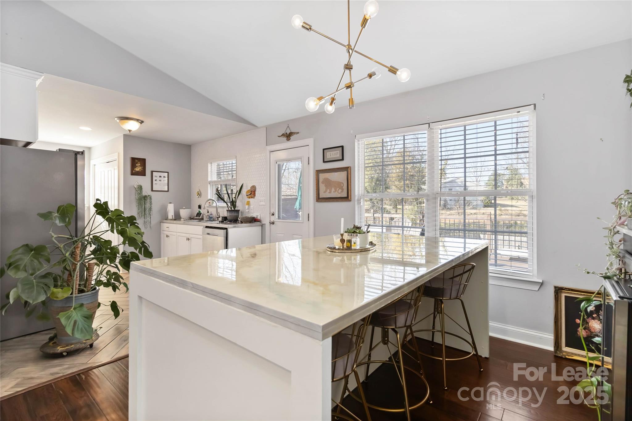 Crestwood - Residential Lease
