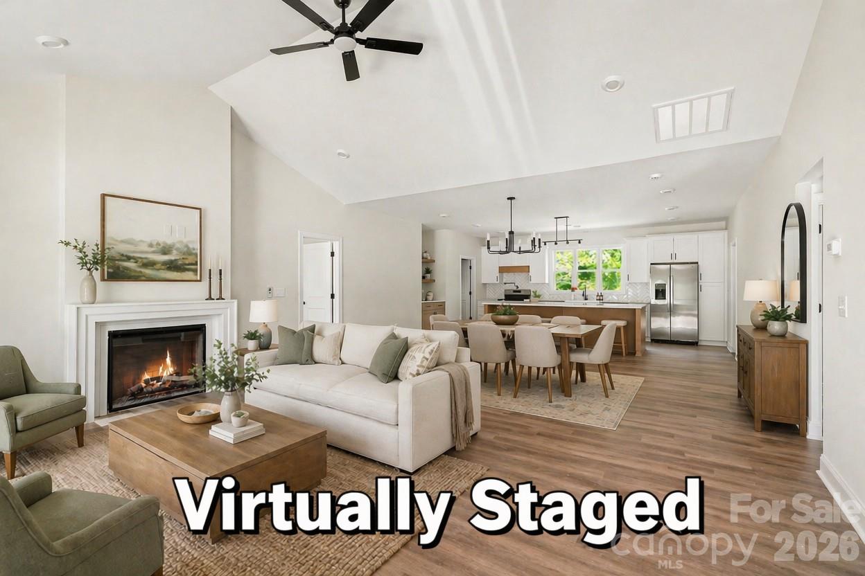 1452 Robinwood Road