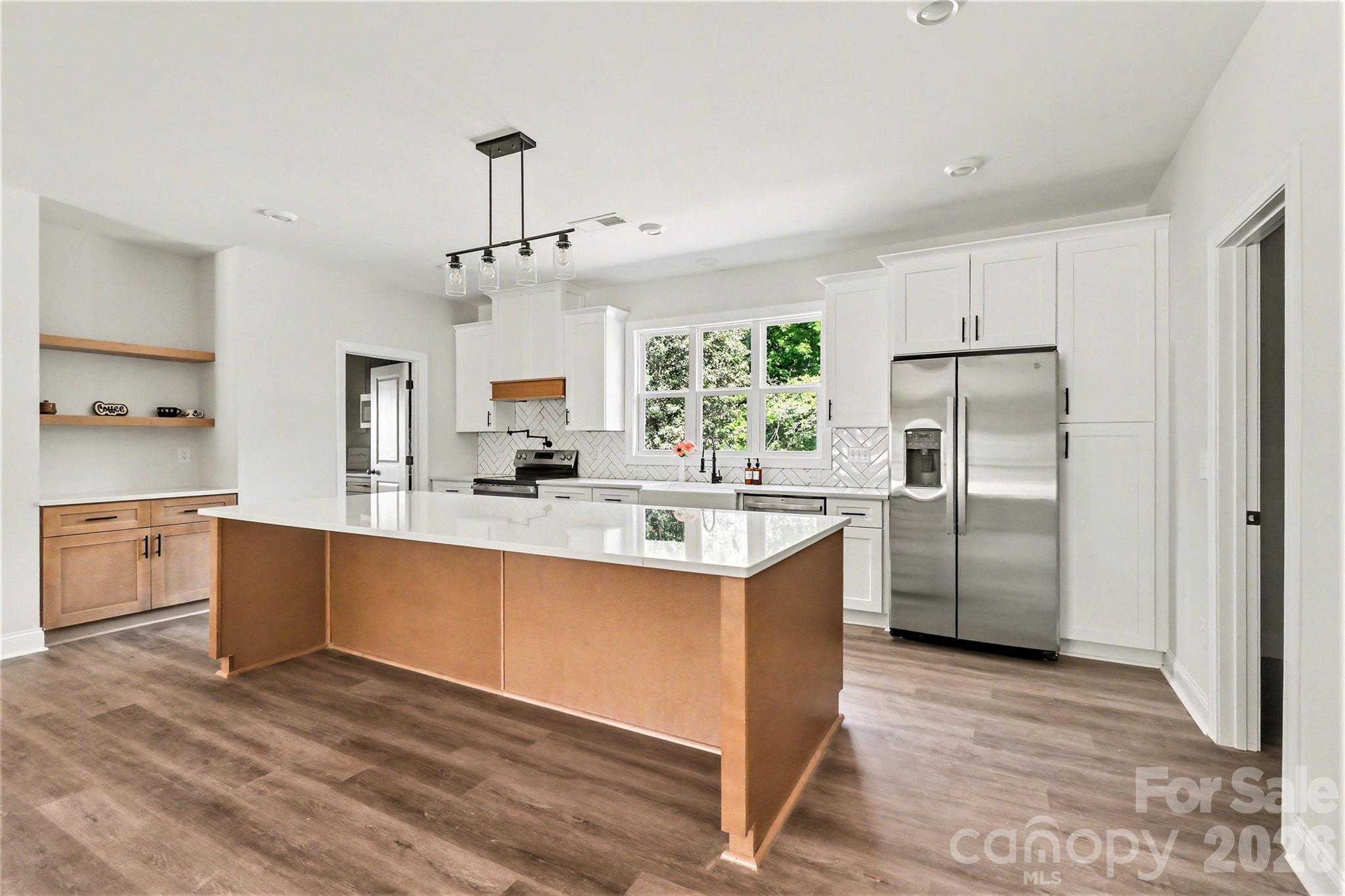 1452 Robinwood Road