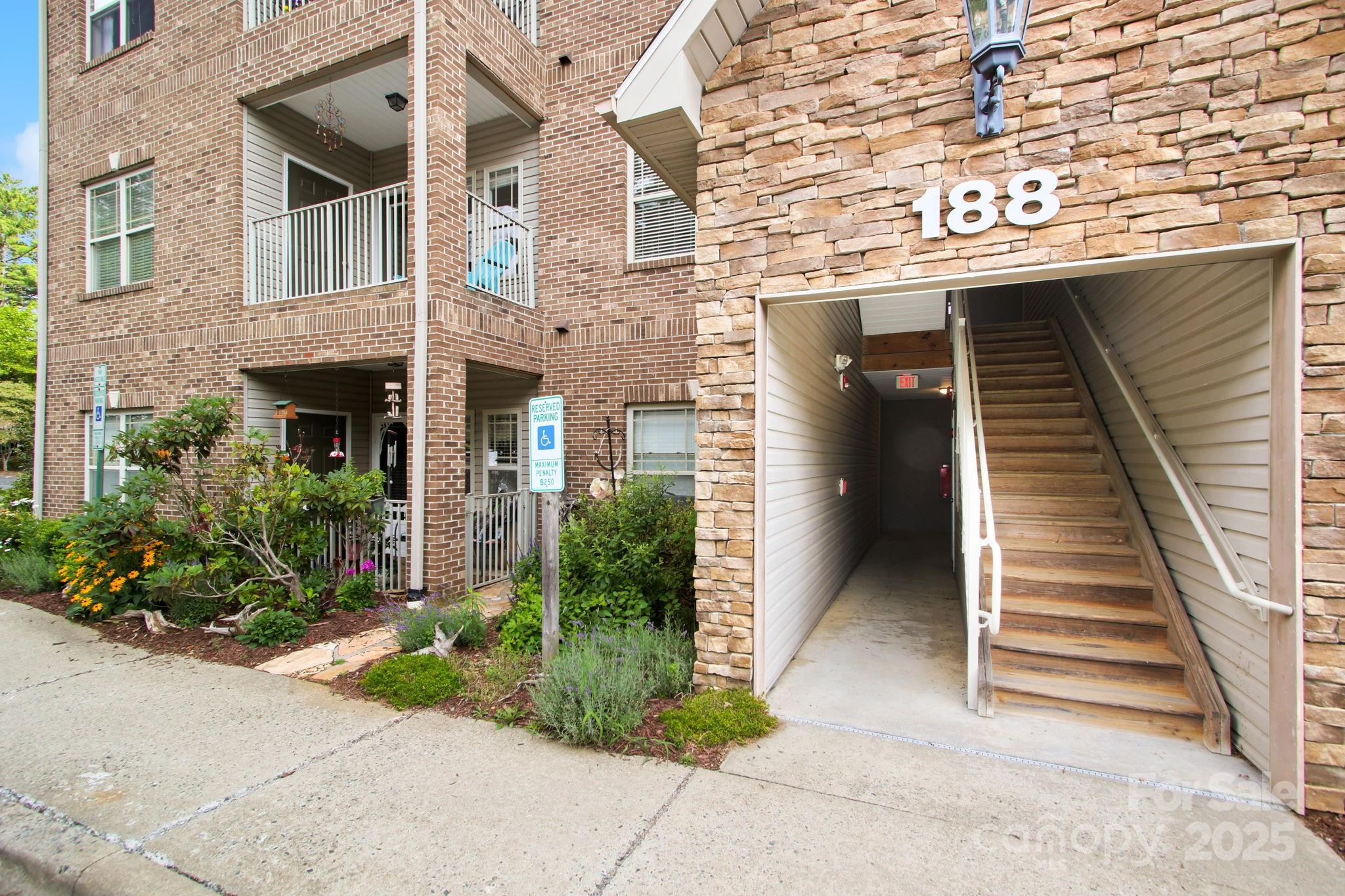 Pine Ridge - Residential