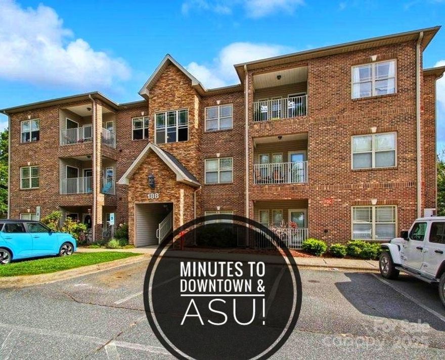 Unbeatable location, within minutes of the vibrant downtown area and Appalachian State University. This charming 3-bedroom, 3 full bathroom condo offers the ultimate Boone lifestyle, enjoy local restaurants and shops, and easily explore everything the High Country has to offer. The floor plan offers an open kitchen and living room, and each bedroom has its own private bathroom! This well-maintained unit features a new heat pump in 2024, new luxury vinyl plank flooring, a freshly painted interior, an inside washer and dryer unit, and plenty of parking! Ideal for students, faculty, or anyone seeking unparalleled convenience. Walking distance to Appalcart. Come see today, as these units do not last long!