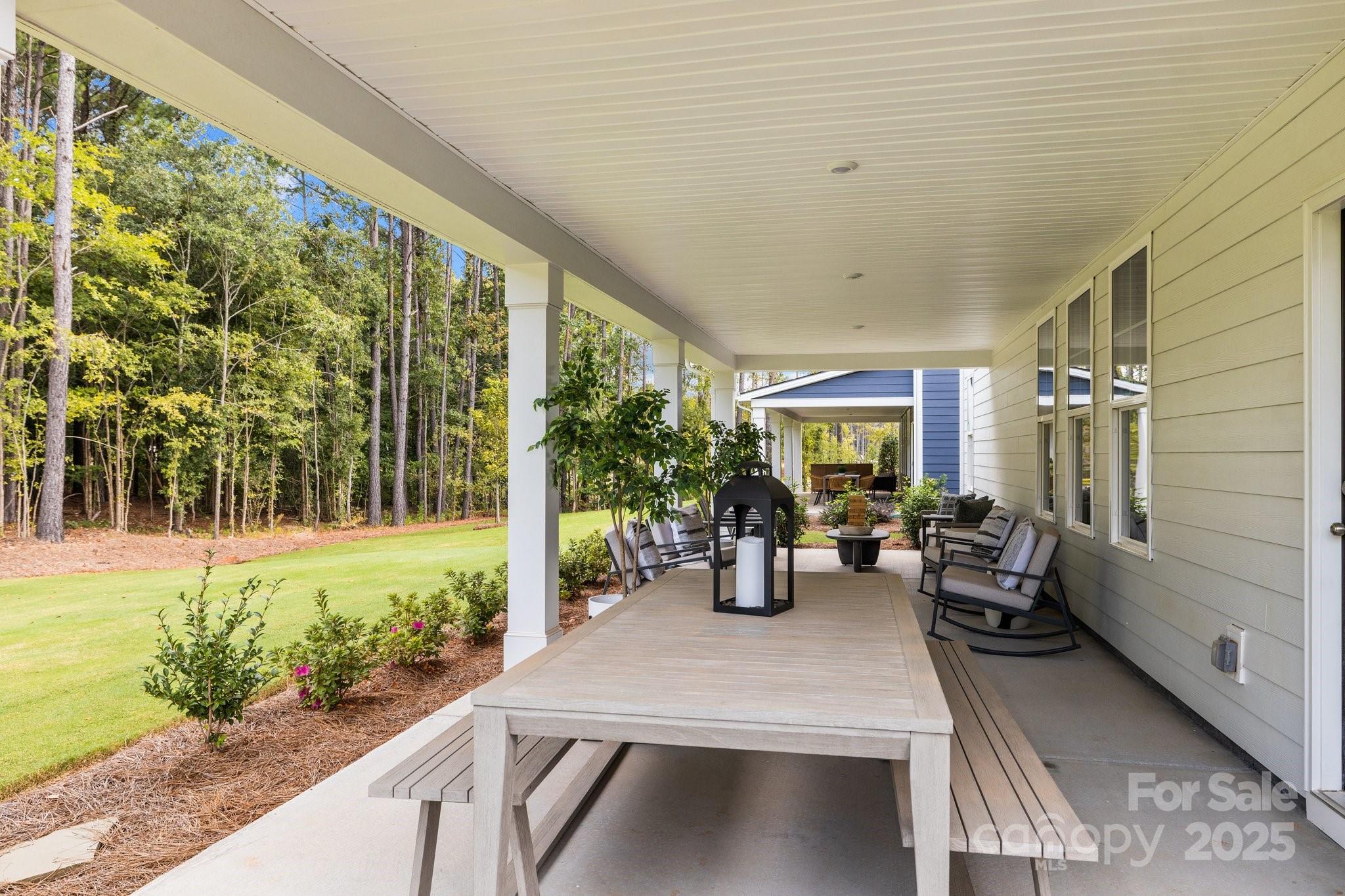 Lakeside Glen - Residential