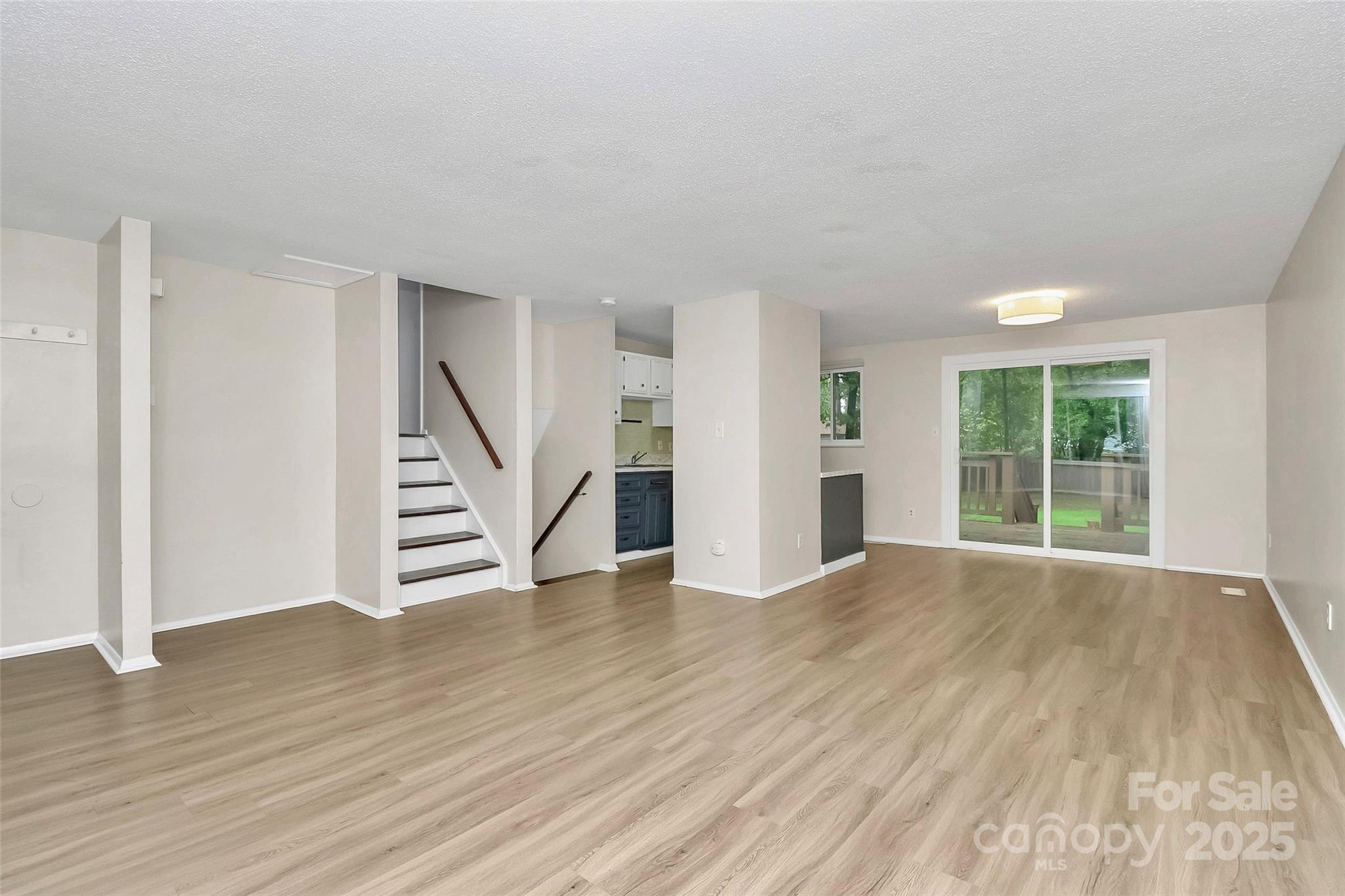 Holly Hills - Residential