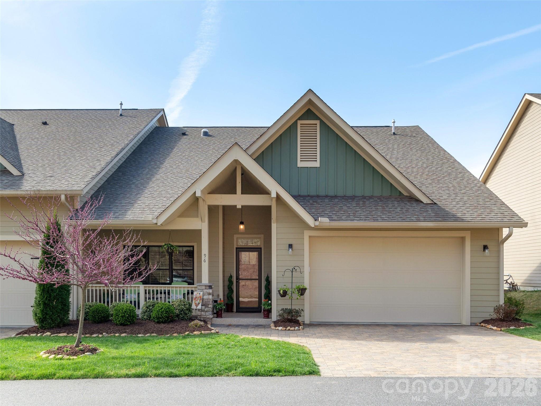 Cummings Cove - Residential