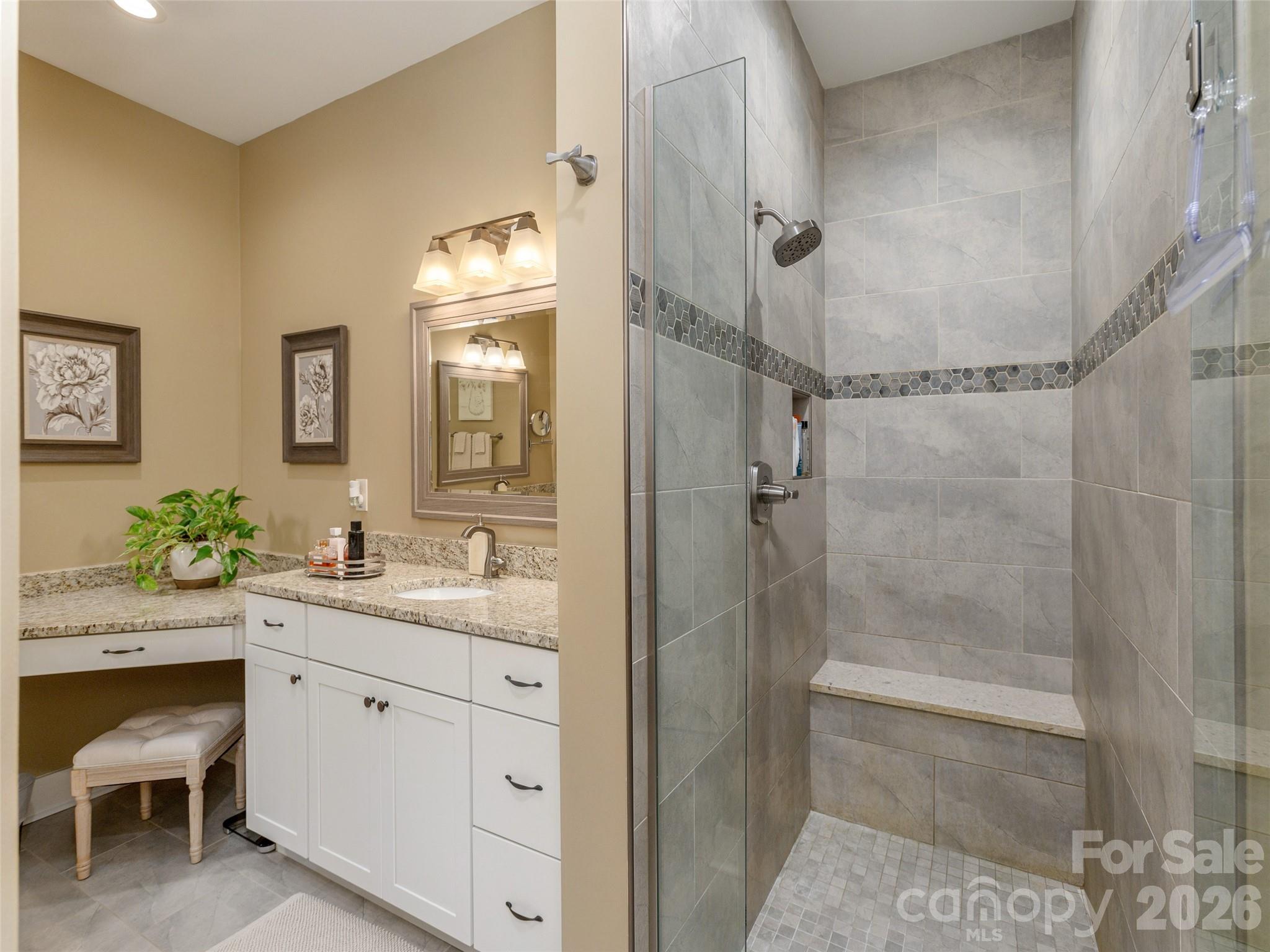 Cummings Cove - Residential