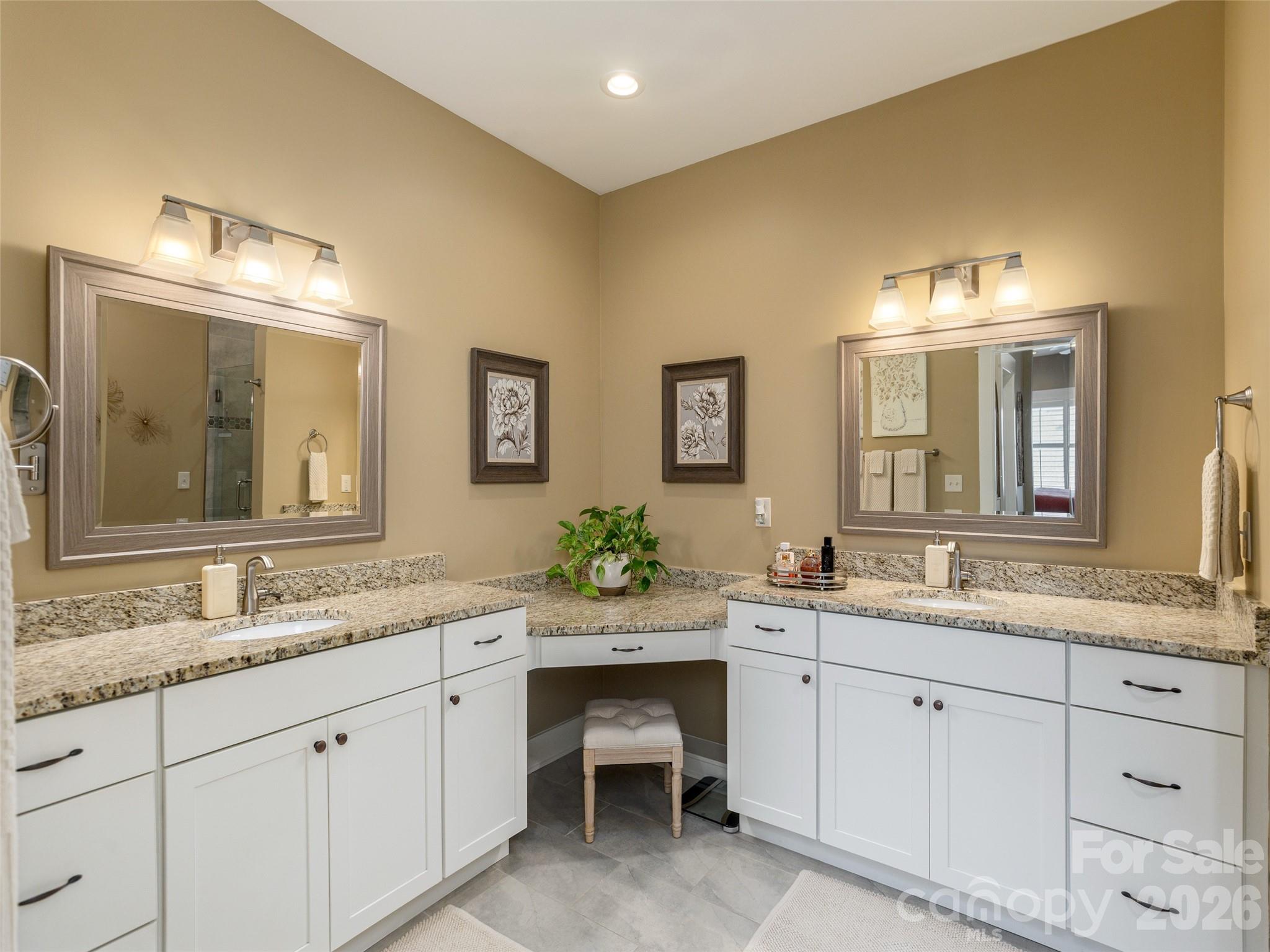 Cummings Cove - Residential