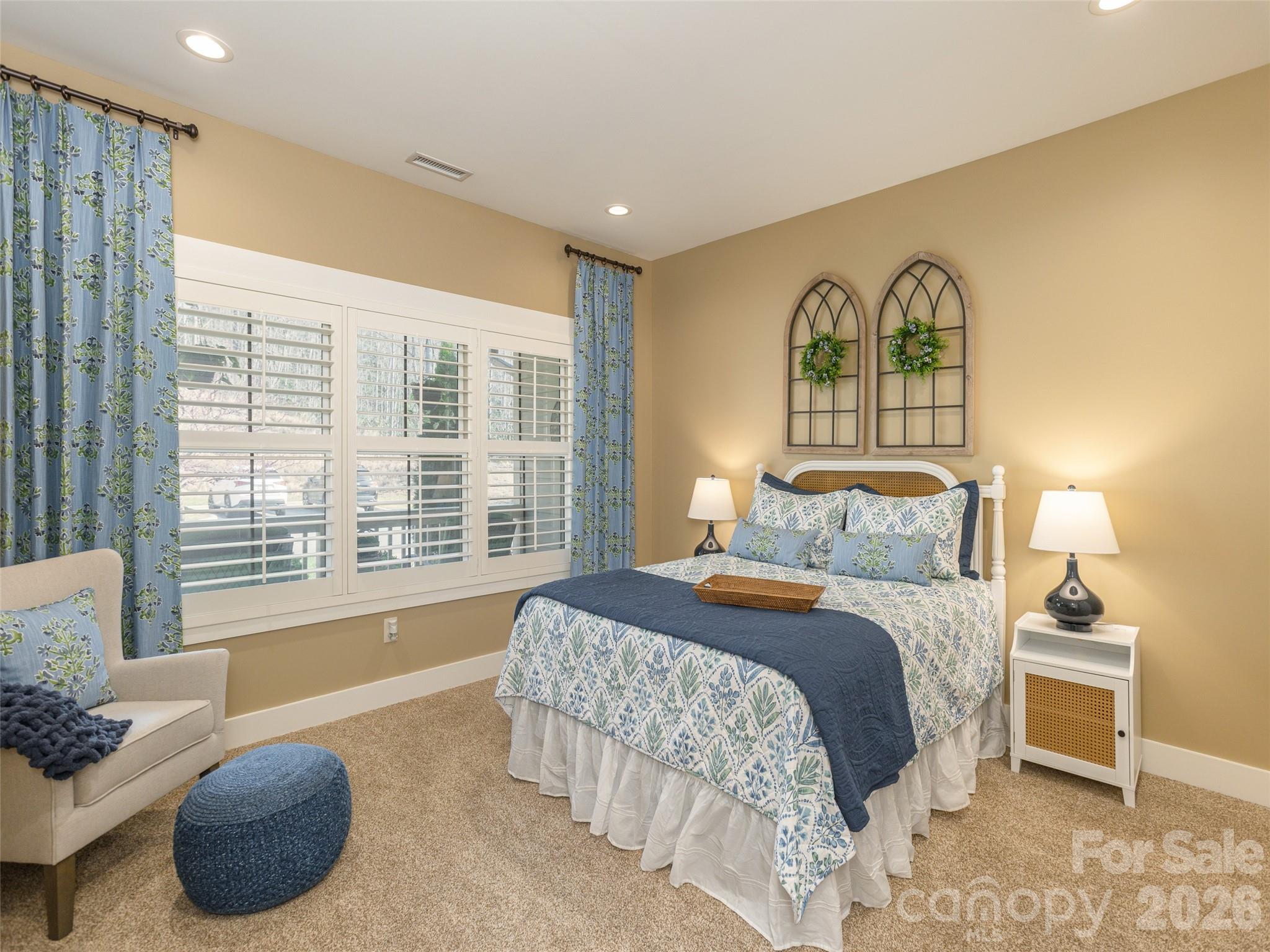 Cummings Cove - Residential