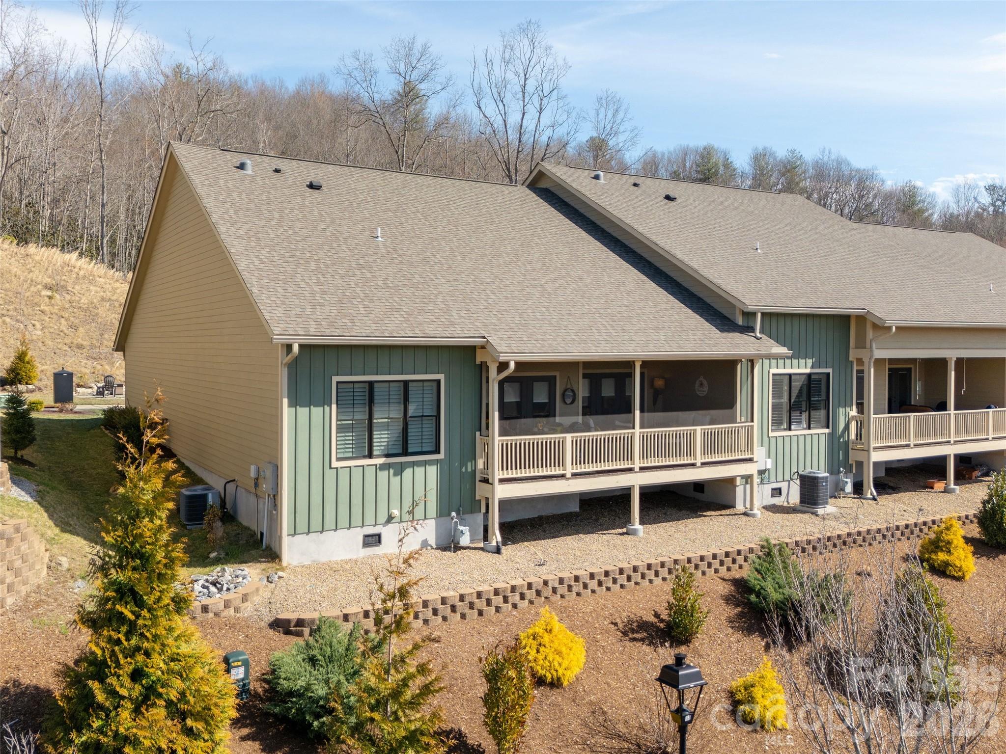 Cummings Cove - Residential