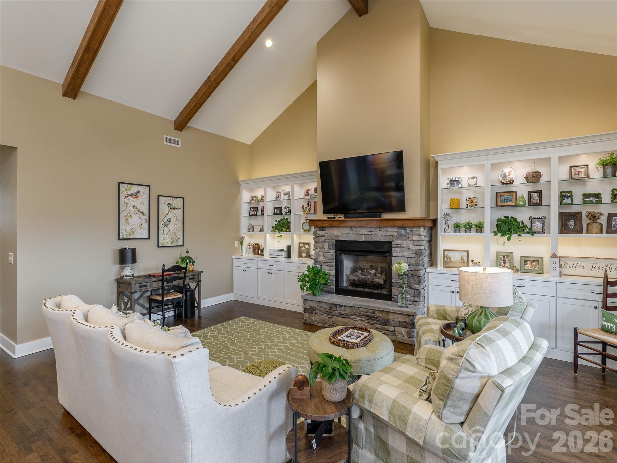 Cummings Cove - Residential