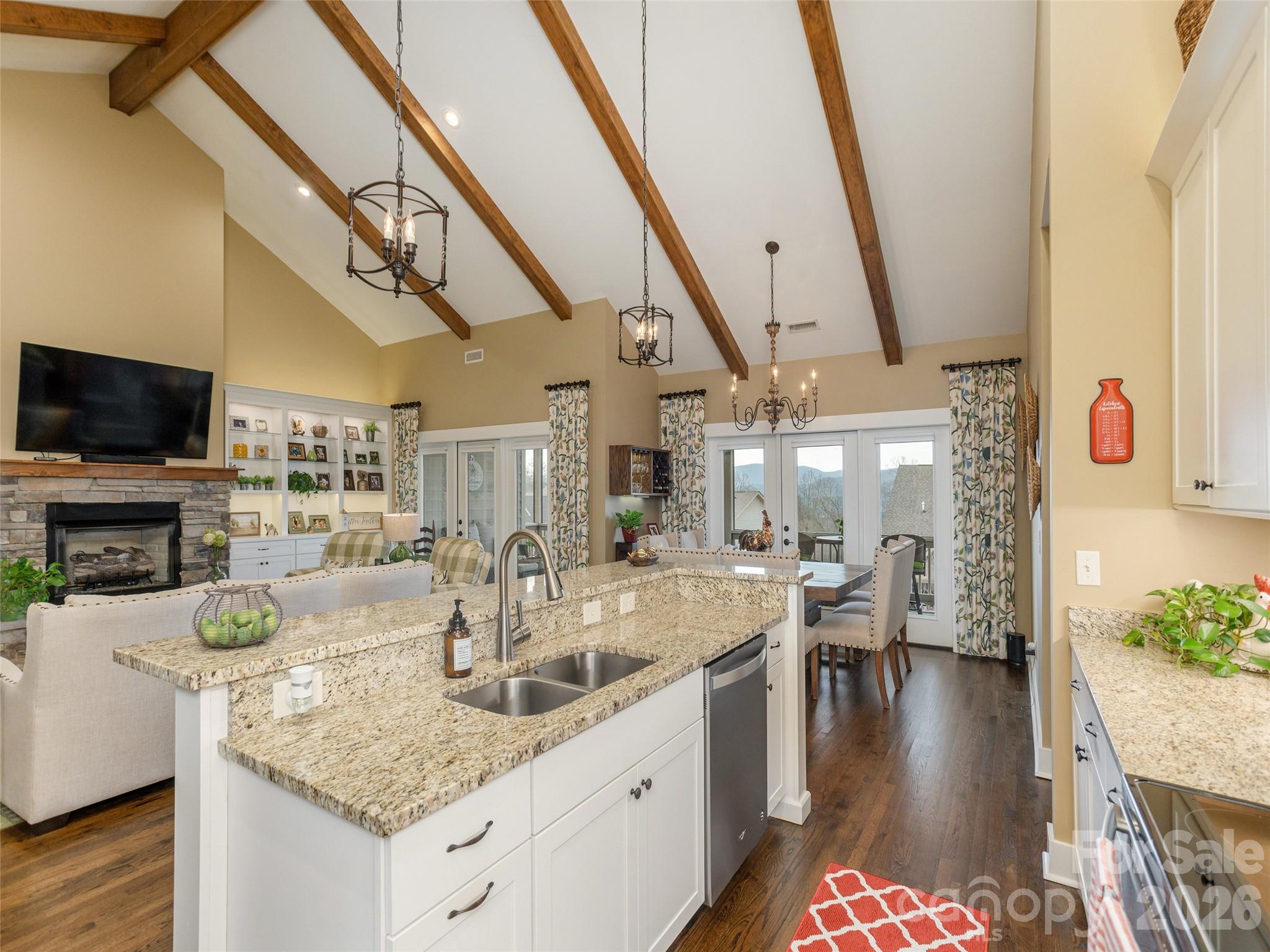 Cummings Cove - Residential