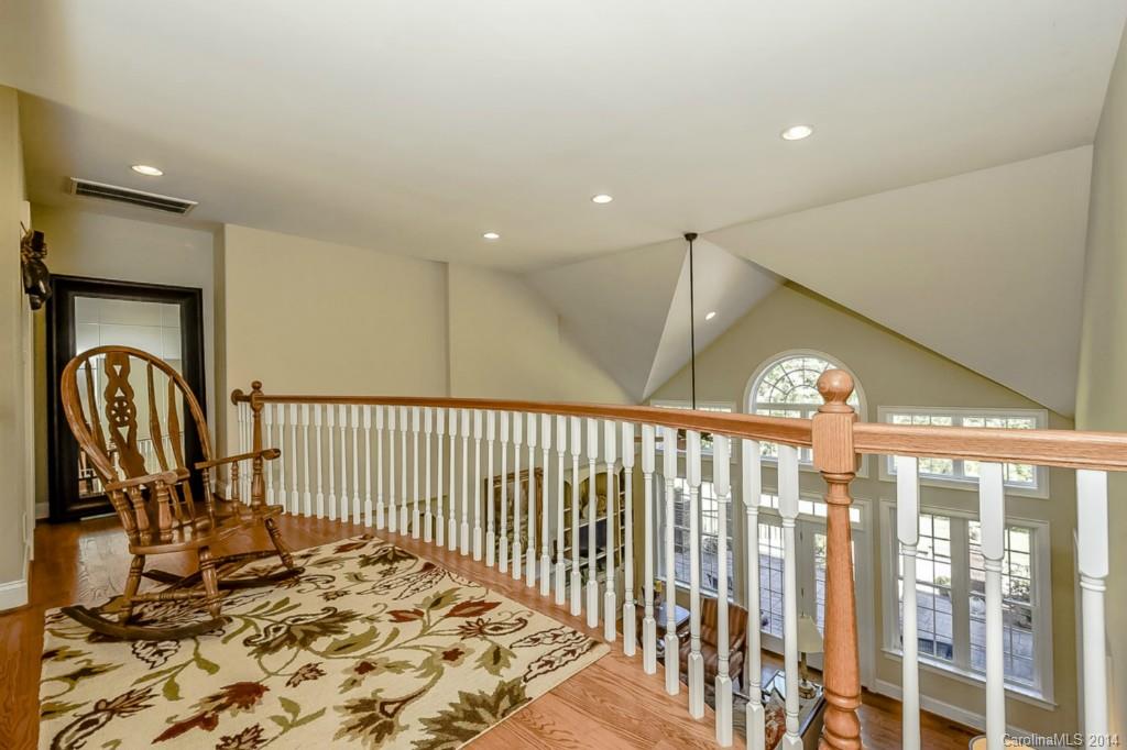 Nauvasse Trail - Residential