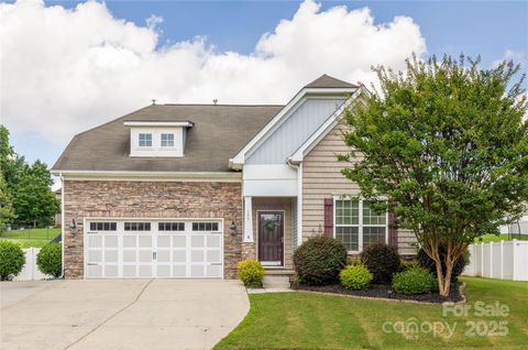 159 E Warfield Drive Mooresville NC 28115